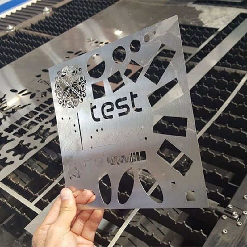 Đột CNC trên thép